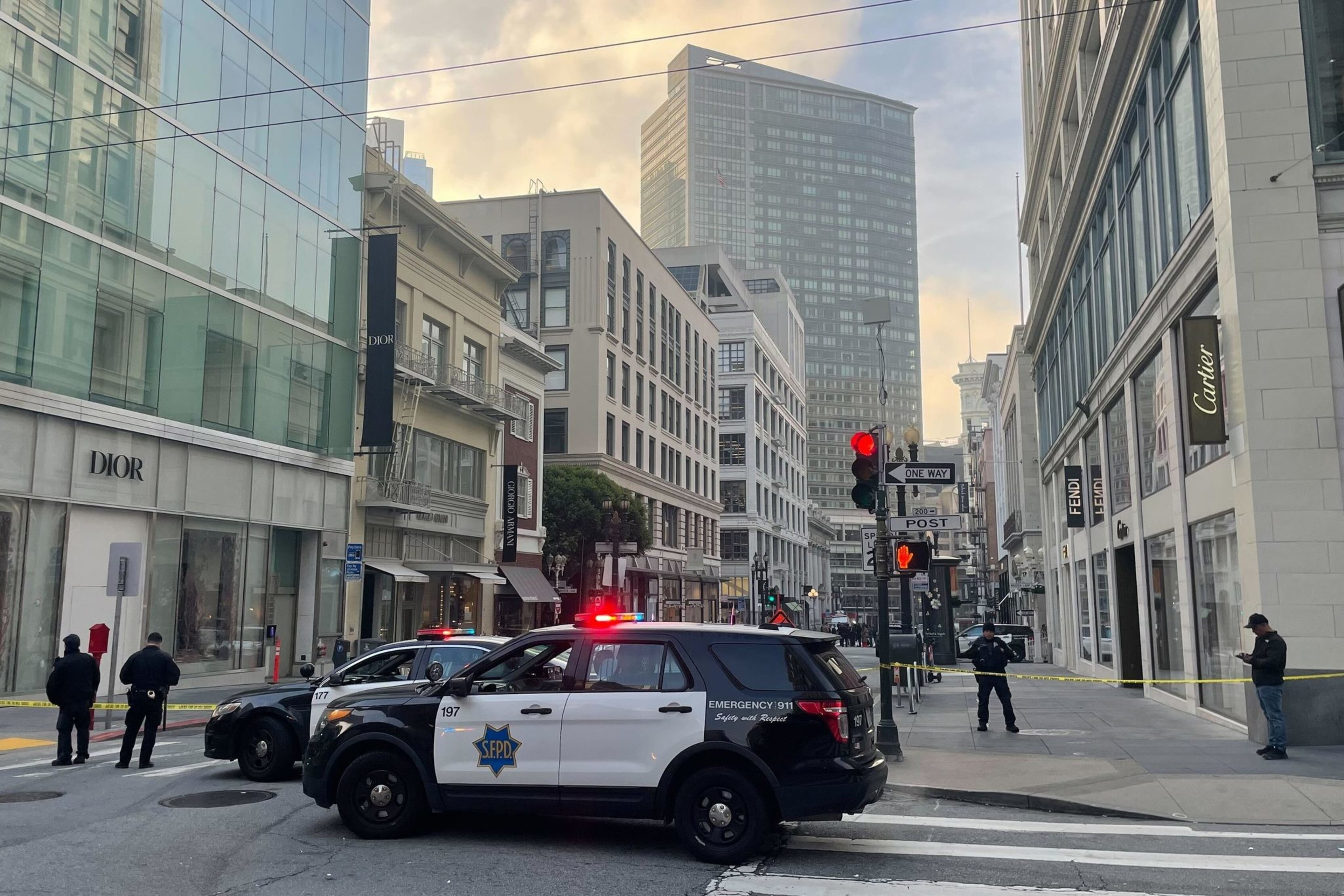 Cops cordon off Grant Avenue in Union Square