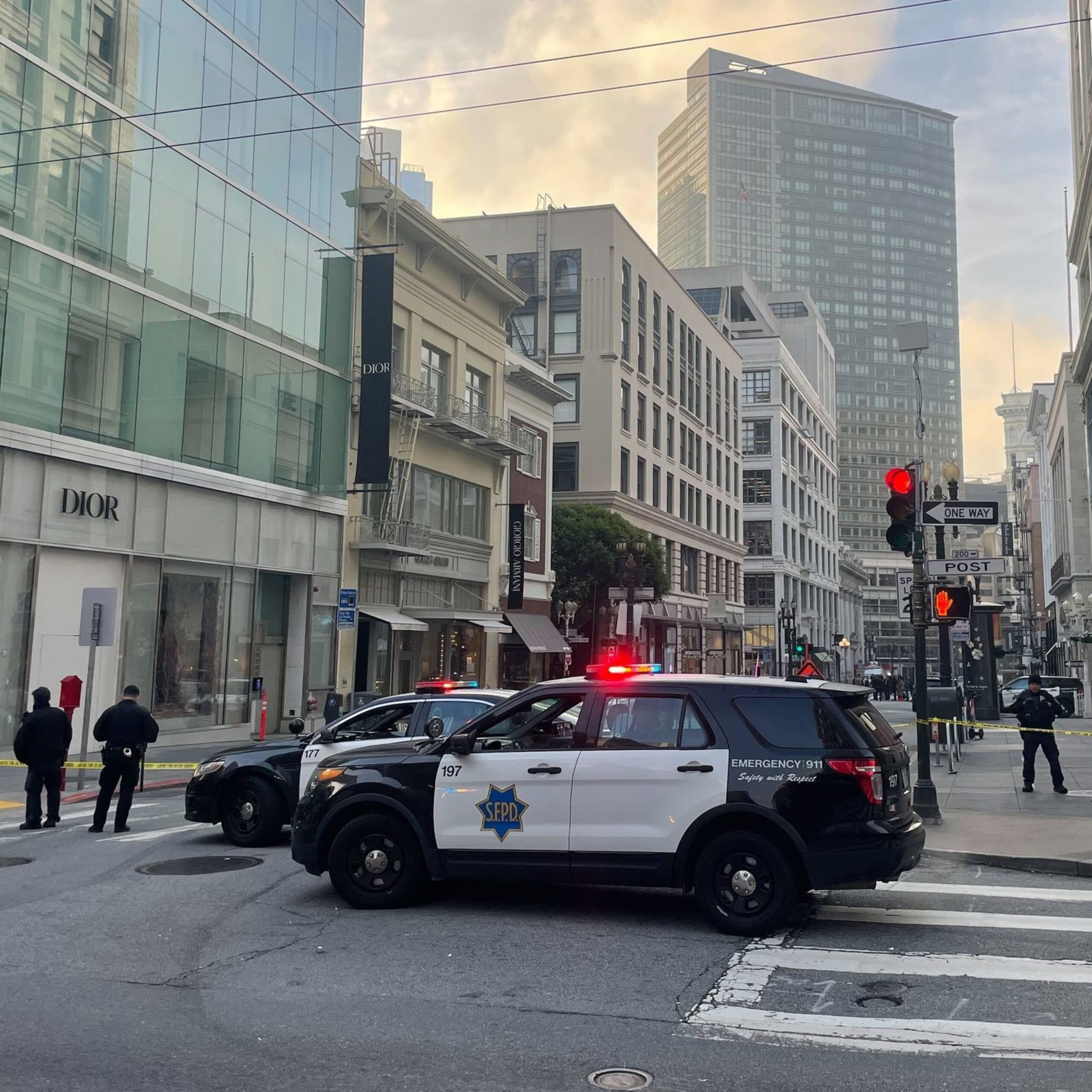Cops cordon off Grant Avenue in Union Square