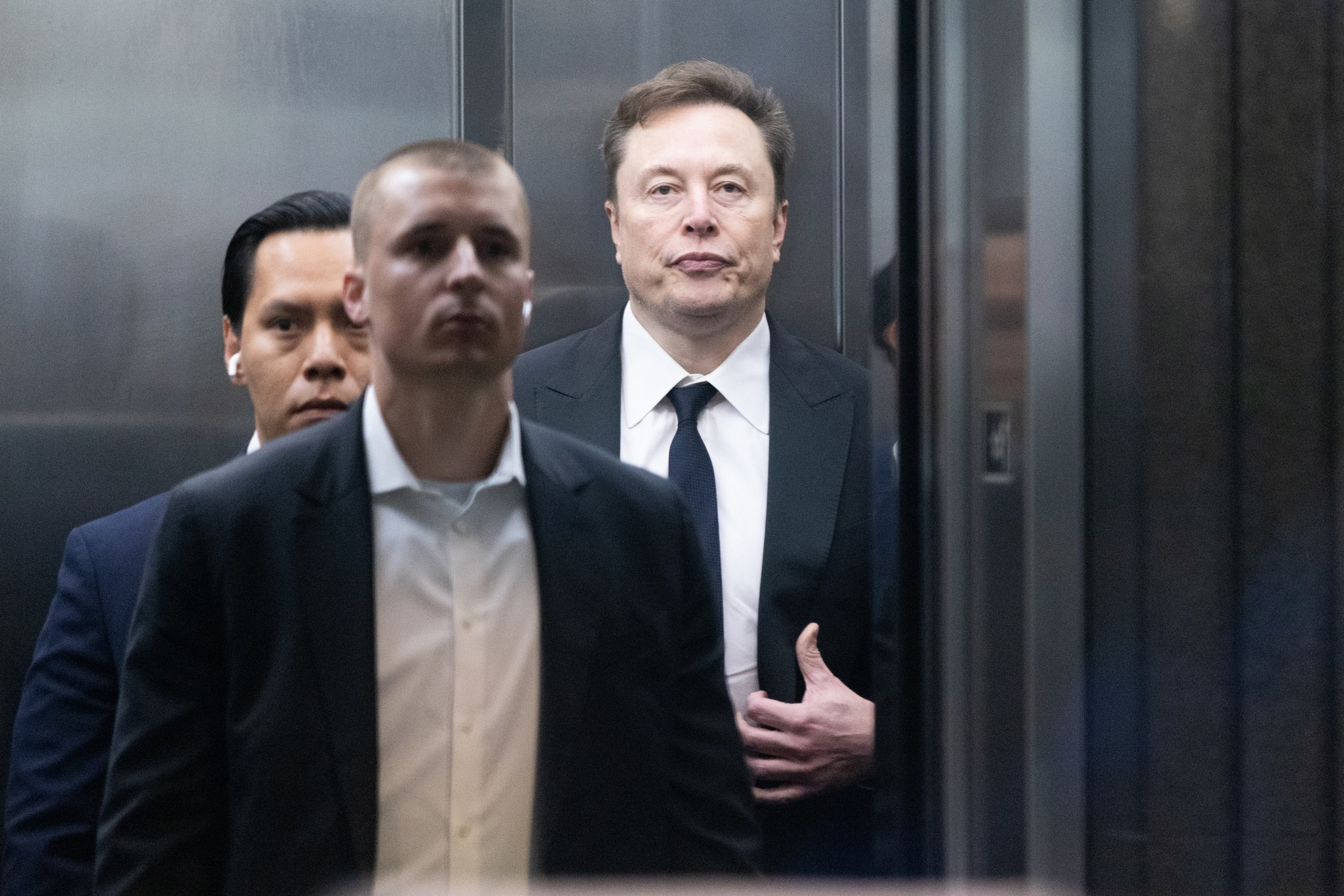 日本酒 ELON MUSK Musk vs. Altman: Elon's apocalypse postponed | The San Francisco
