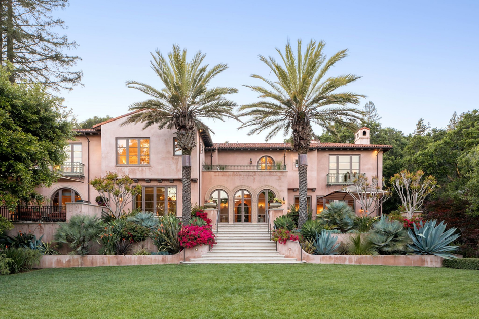 ISO a home with room for four championship rings, King-sized bed