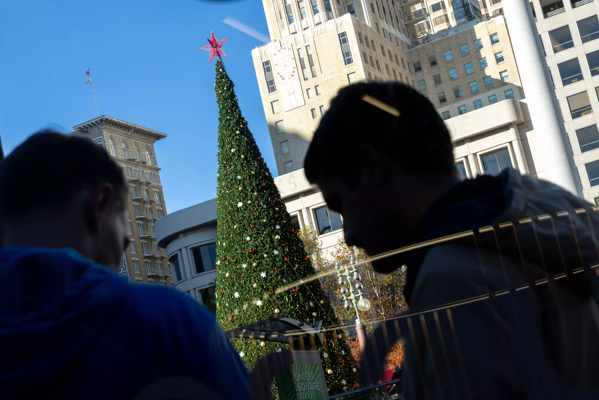 A Union Square comeback? San Francisco’s revival faces a high-stakes holiday test
