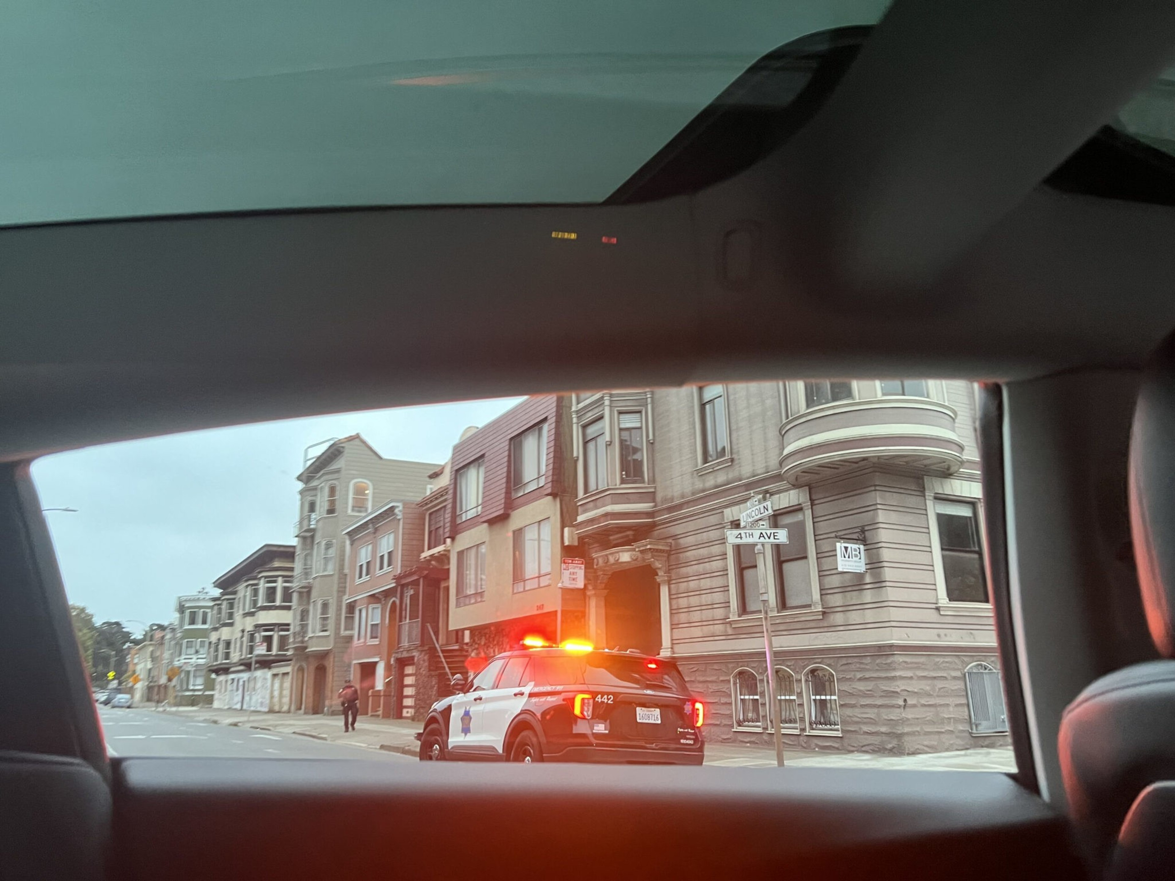 Police investigate a crime scene. | AdobeStock