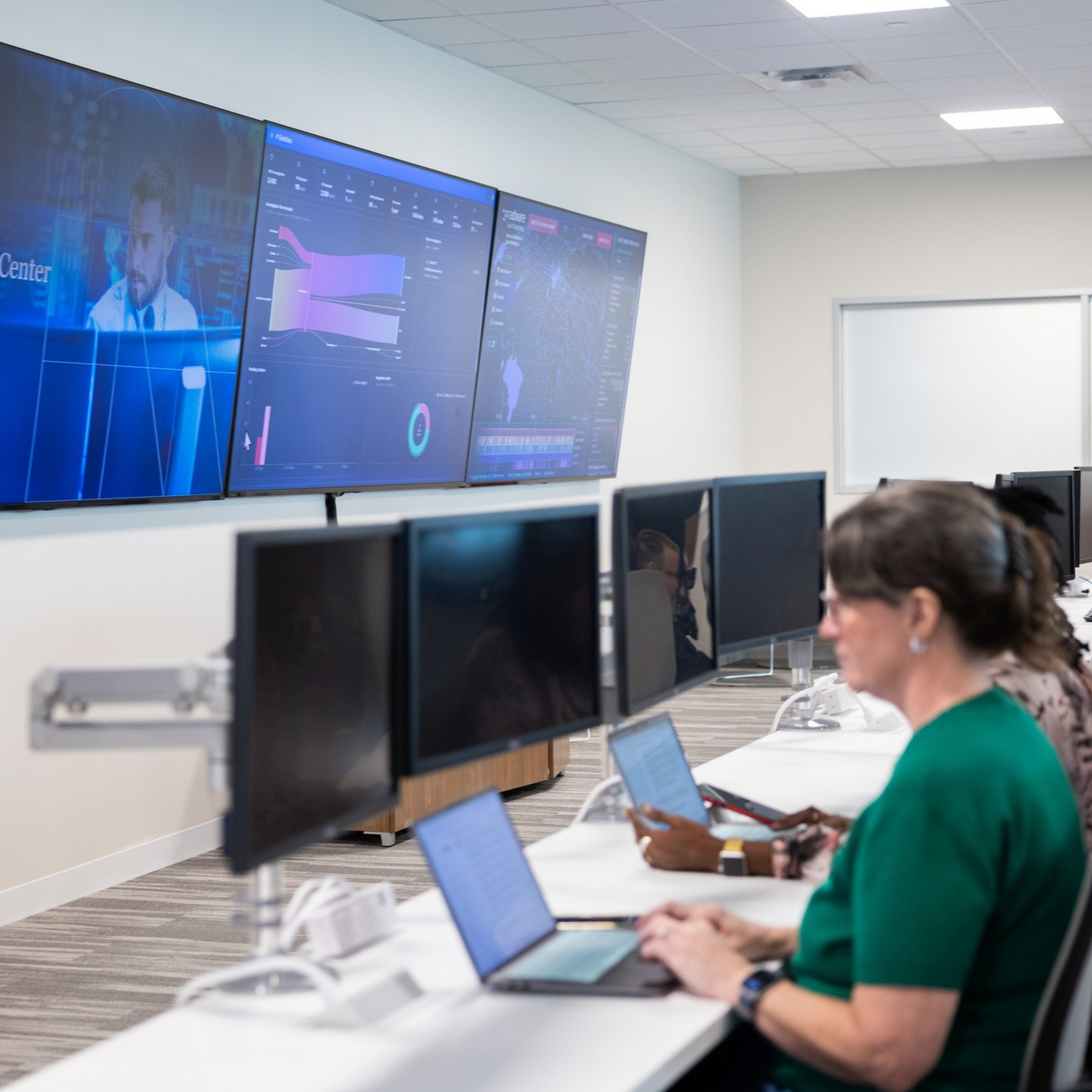 sfstandard.com - Rachyl Jones - Water jugs, radios, and a Starlink: AI cybersecurity scare has some prepping for the worst