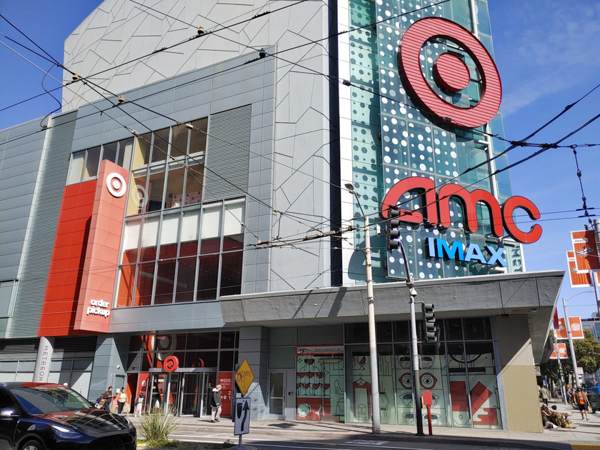 Downtown San Francisco Target plagued by thefts, workers say