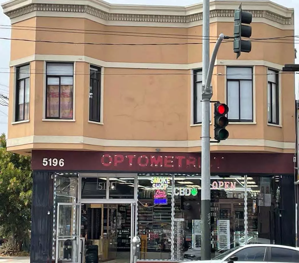 city smoke and vape mission Smoke City Tobacco And Vape Smoke Shop, Tobacco, Vapes in Newington, CT main image 1