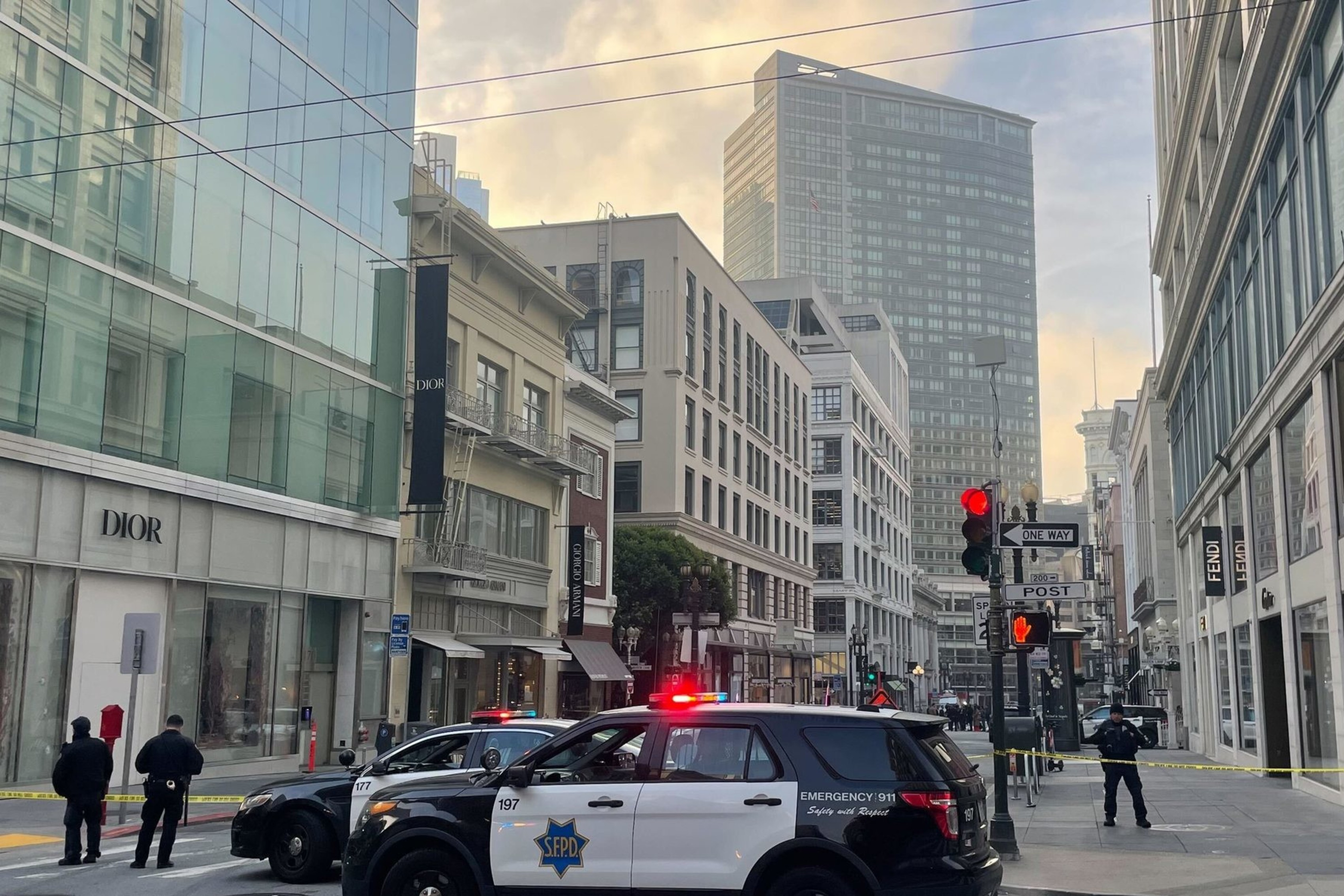 Cops cordon off Grant Avenue in Union Square