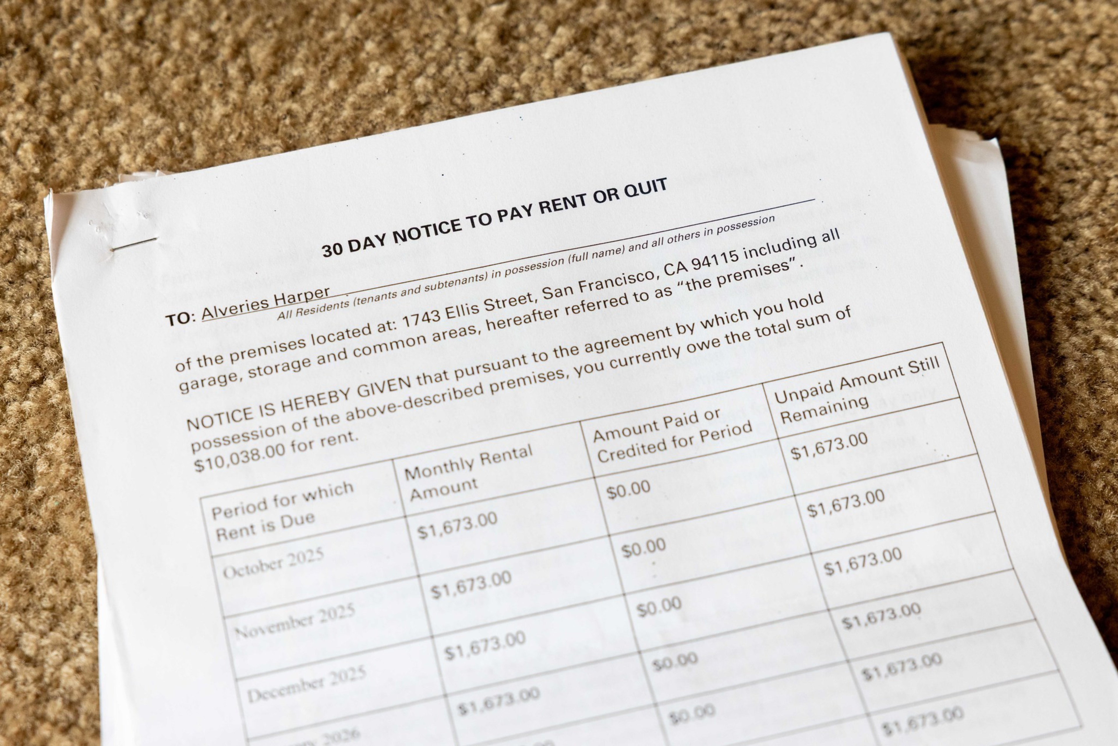 A 30-day notice to pay rent or quit addressed to Alveries Harper for unpaid rent totaling $10,038, listing monthly rental amounts, payments, and remaining balances.