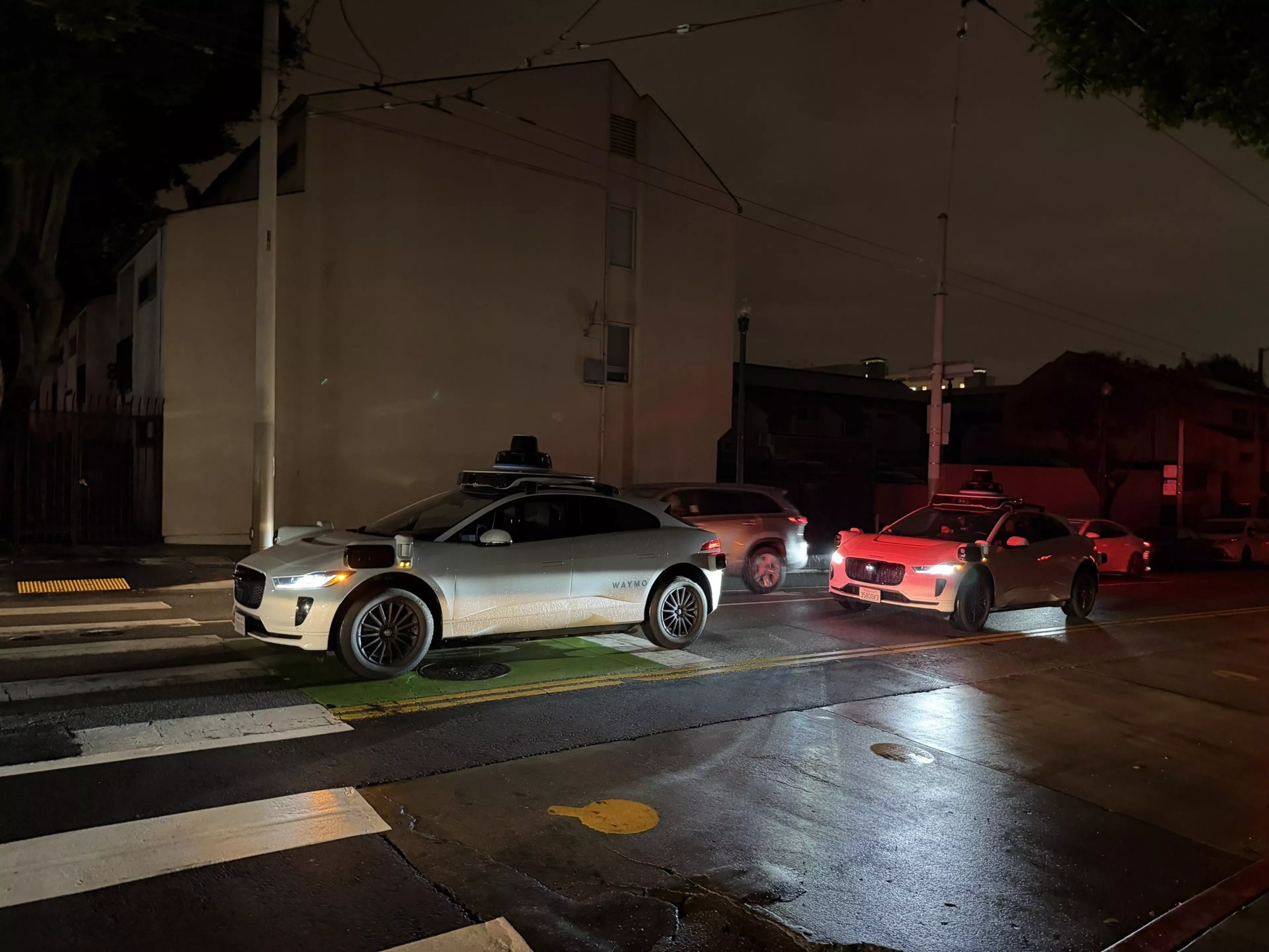 PG&E and Waymo's watchdog responds with a shrug after blackout