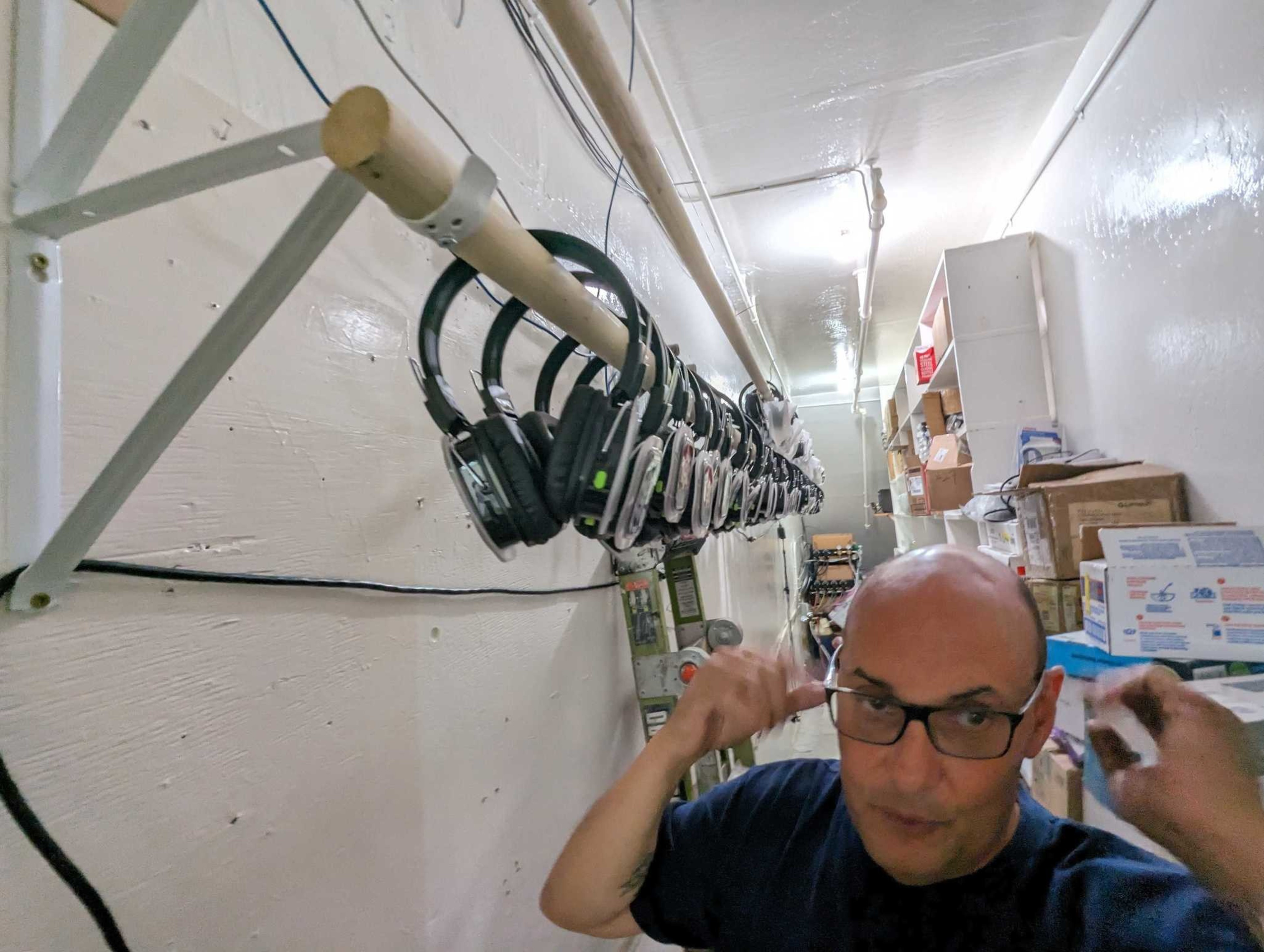 Several dozen &quot;silent disco&quot; headphones will let bar patrons watch or listen to entertainment of their choice, owner Jeffrey Paz says Sunday.