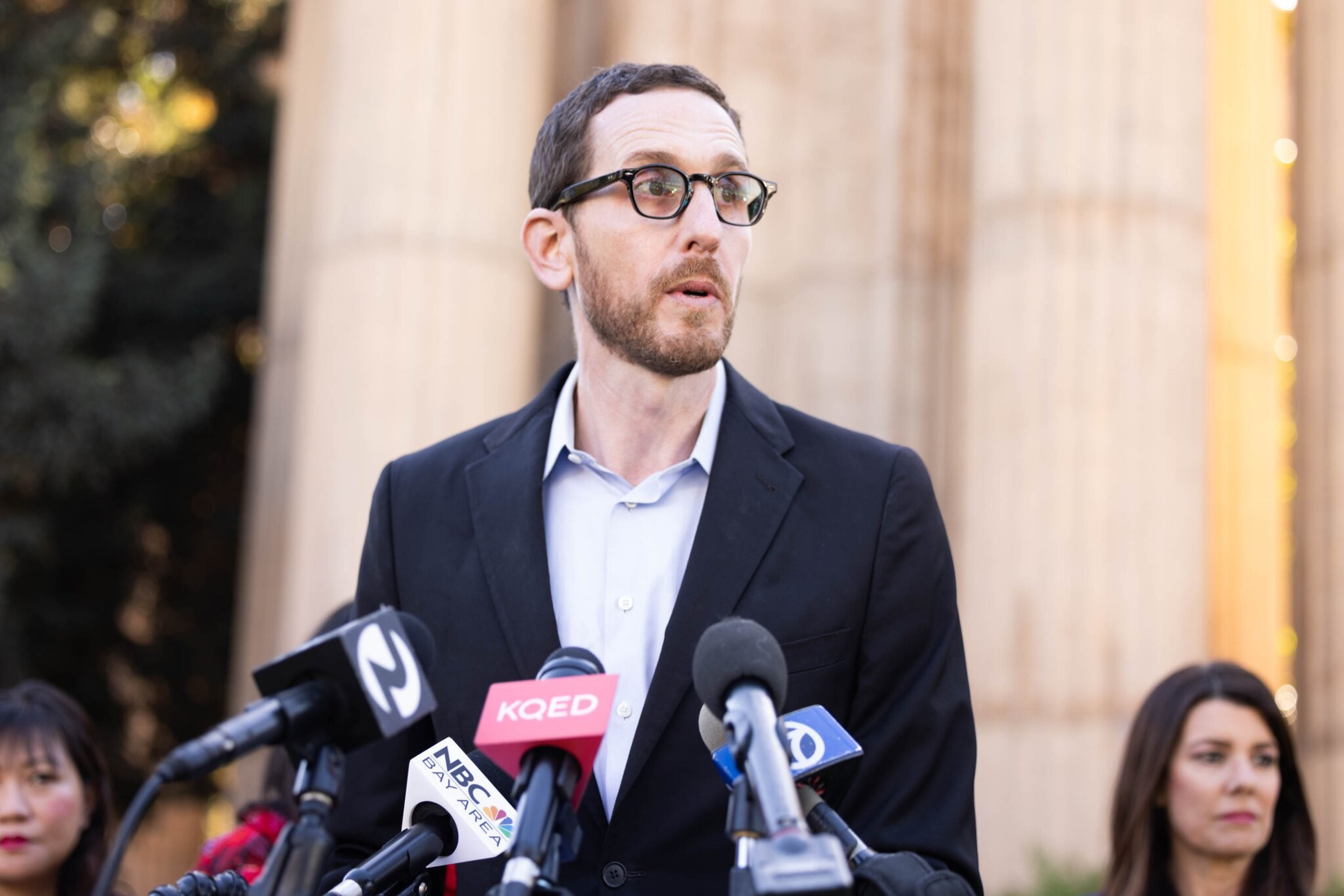 State. Sen Scott Wiener speaking to journalists near the Palace of Fine Arts in San Francisco. 