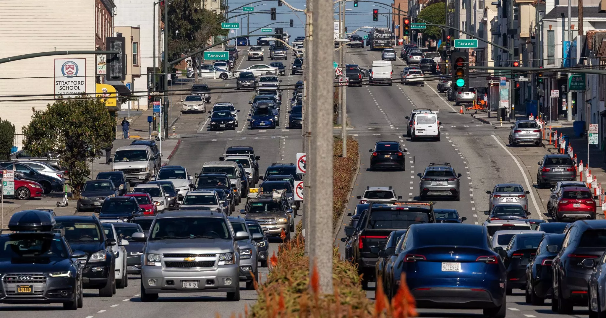 In San Francisco’s transit war, cars are clawing back