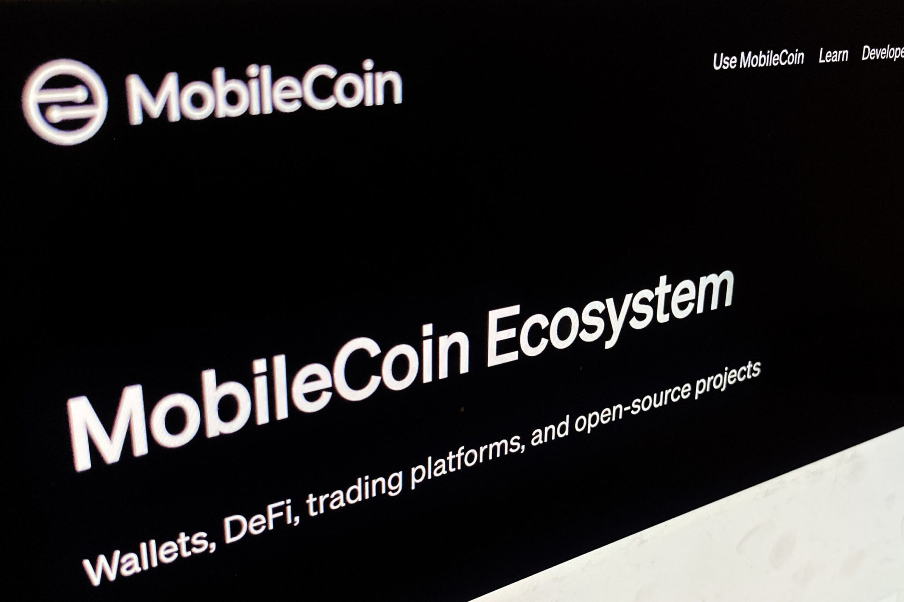 MobileCoin Ecosystem offers wallets, DeFi, trading platforms, and open-source projects for cryptocurrency users and developers.