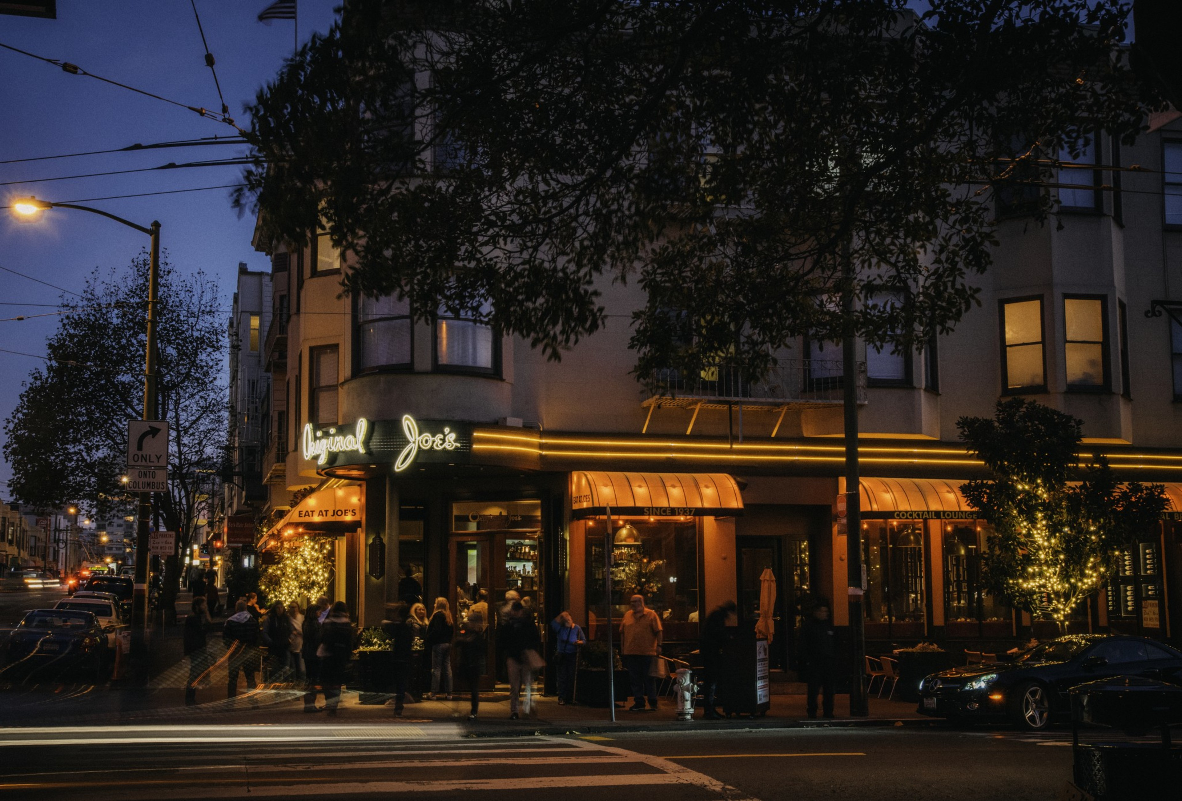 the exterior of Original Joe's North Beach