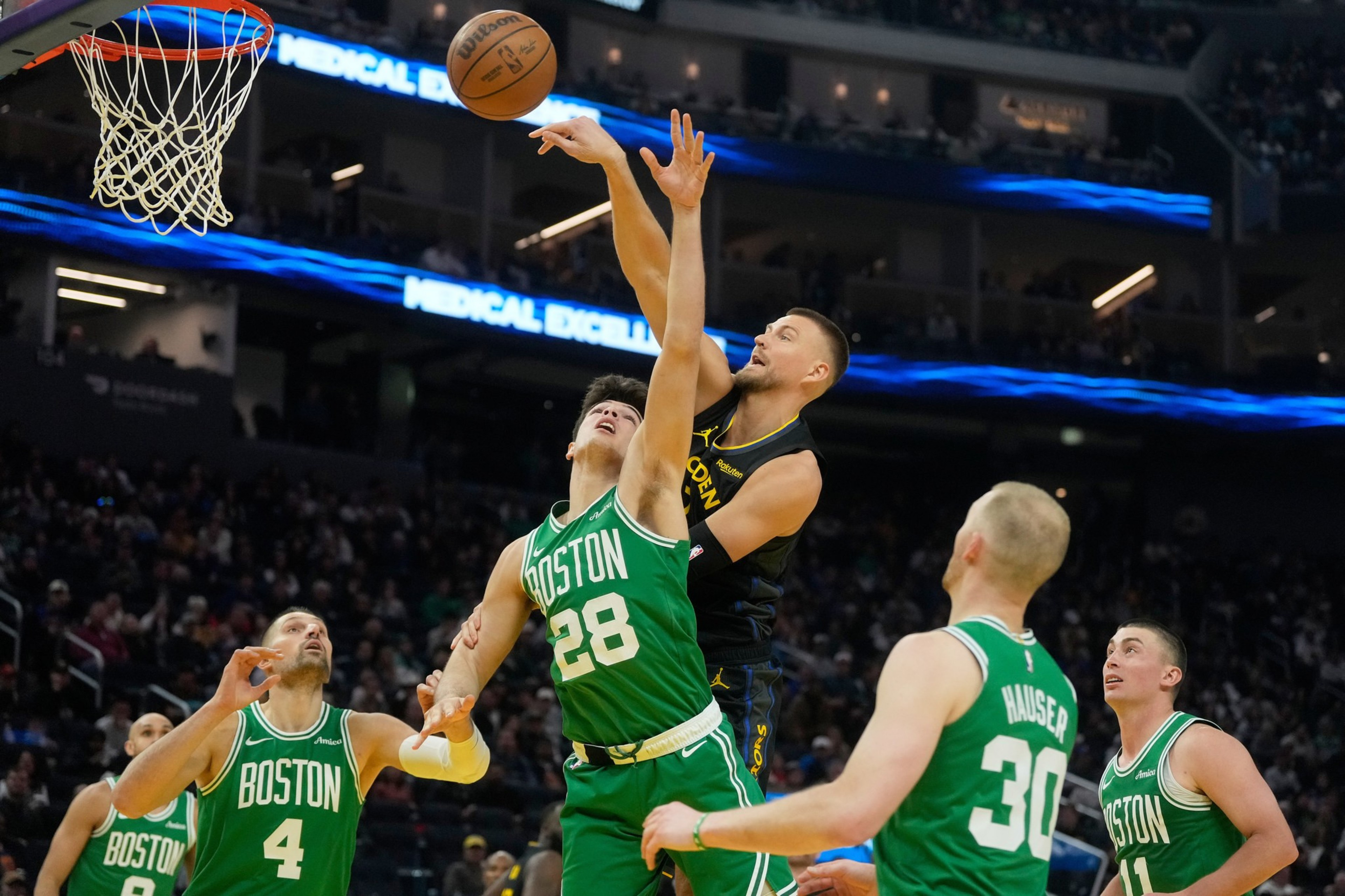 Even in a loss, Kristaps Porzingis shows glimpses of why the Warriors ...
