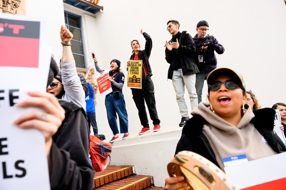 Live updates: SFUSD teachers strike, schools closed, Lurie speaks, 50K kids home