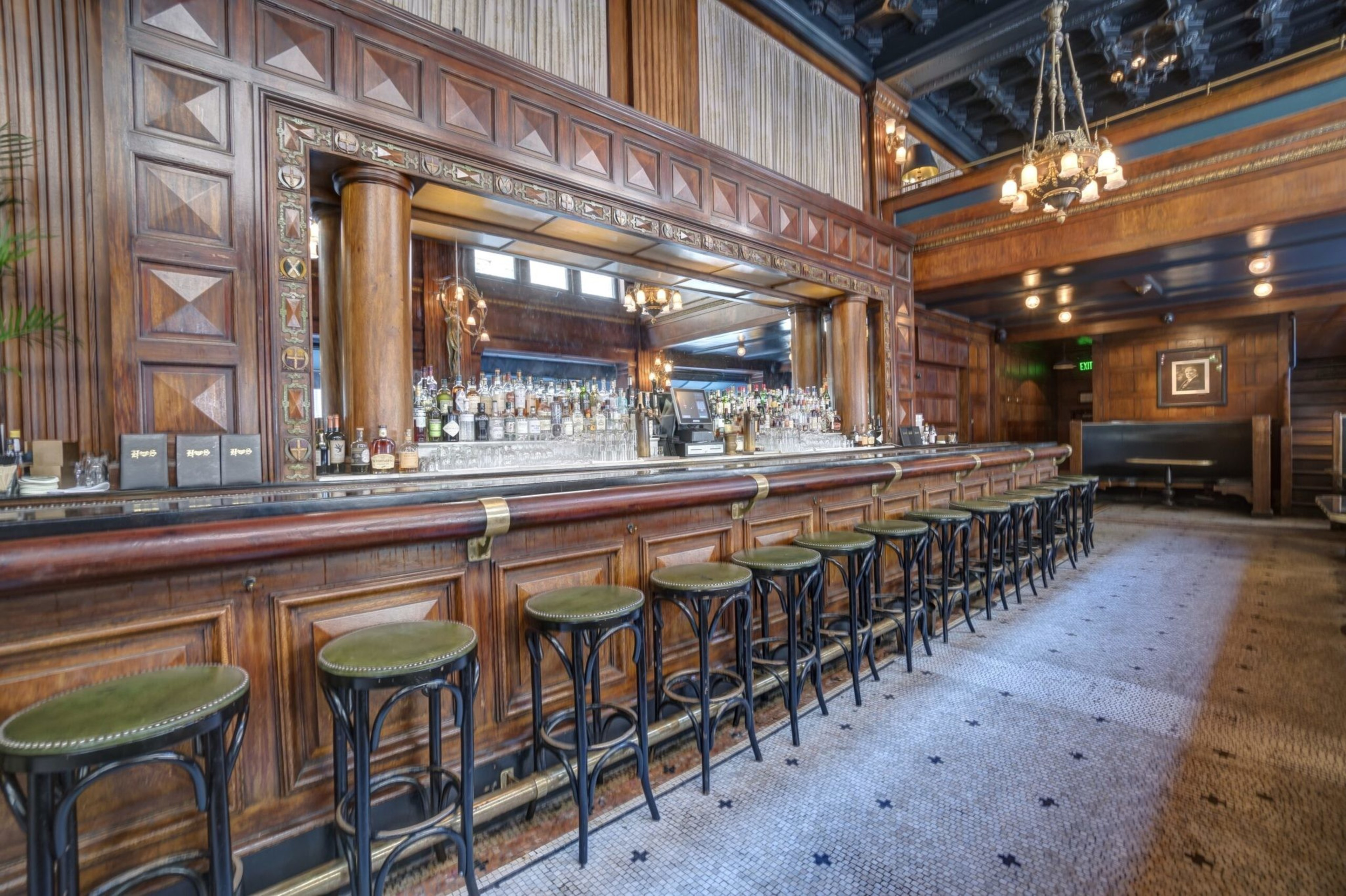 Here Are the Oldest Bars by Neighborhood in SF: Drink Up