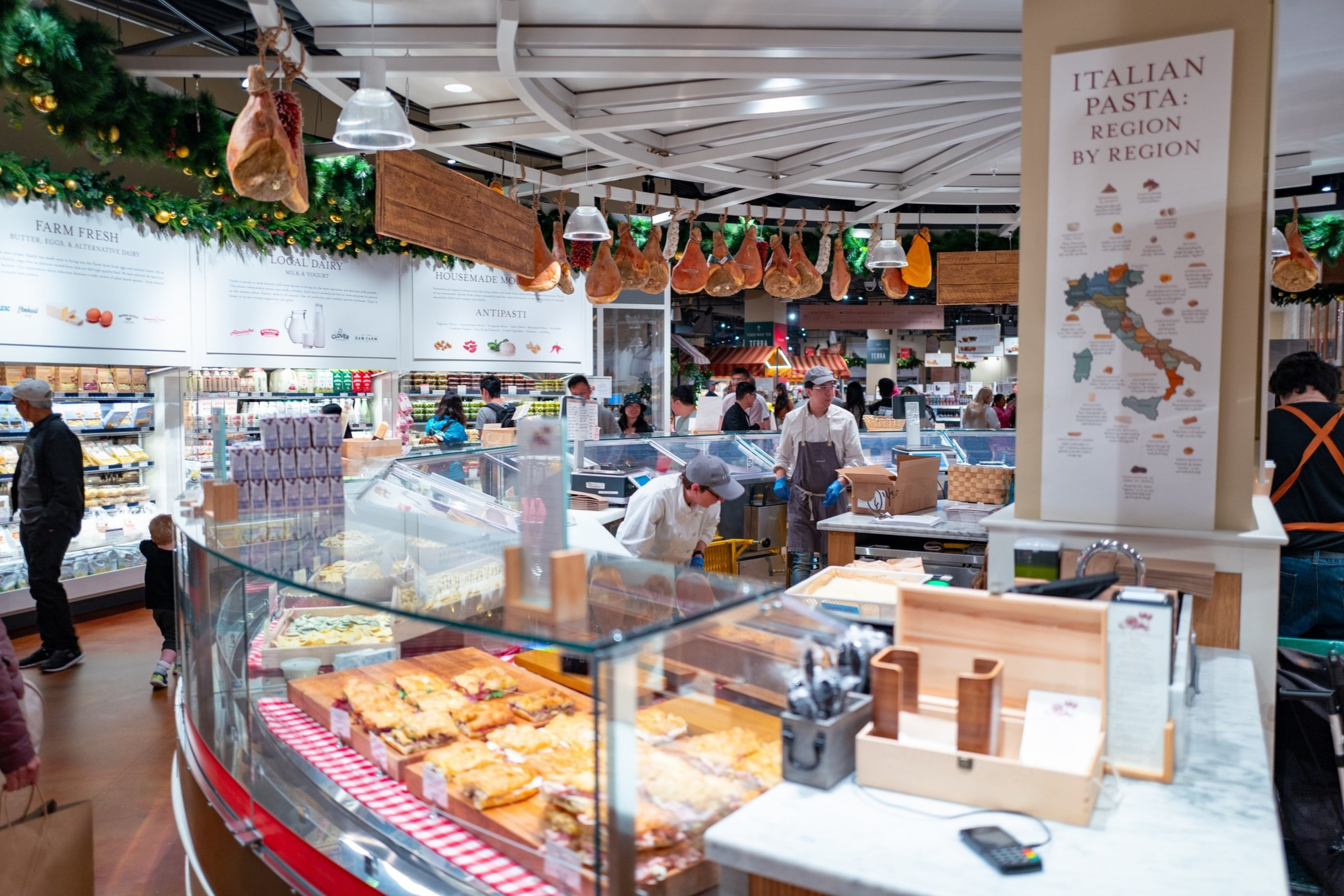people inside a shopping marketplace