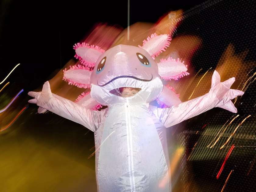 The East Bay’s hottest party is a protest on a freeway overpass