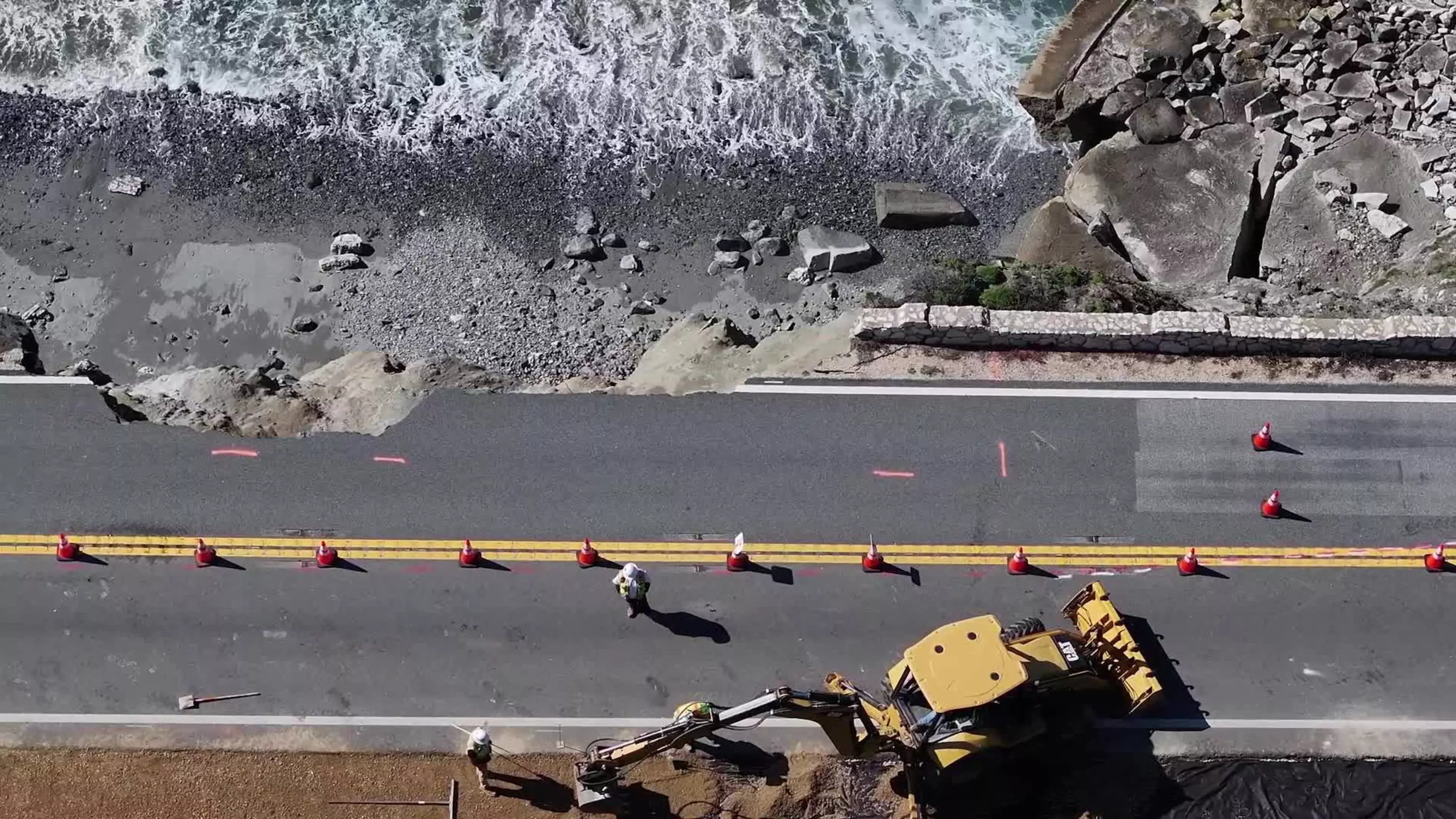 Stunning drone shots show Big Sur's Highway 1 road collapse | The